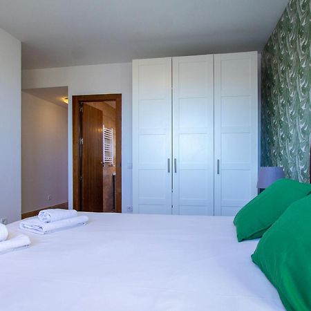 Apartamentos Villablino Arturo Soria Madrid Buitenkant foto