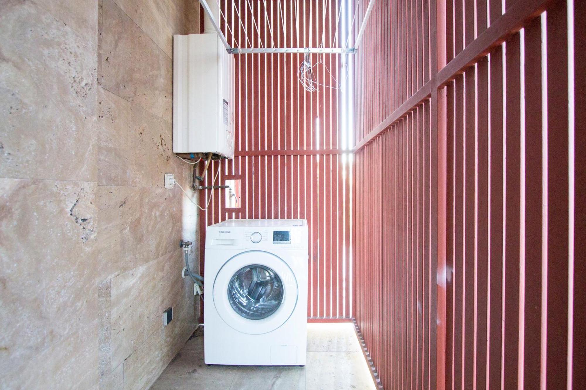 Apartamentos Villablino Arturo Soria Madrid Buitenkant foto