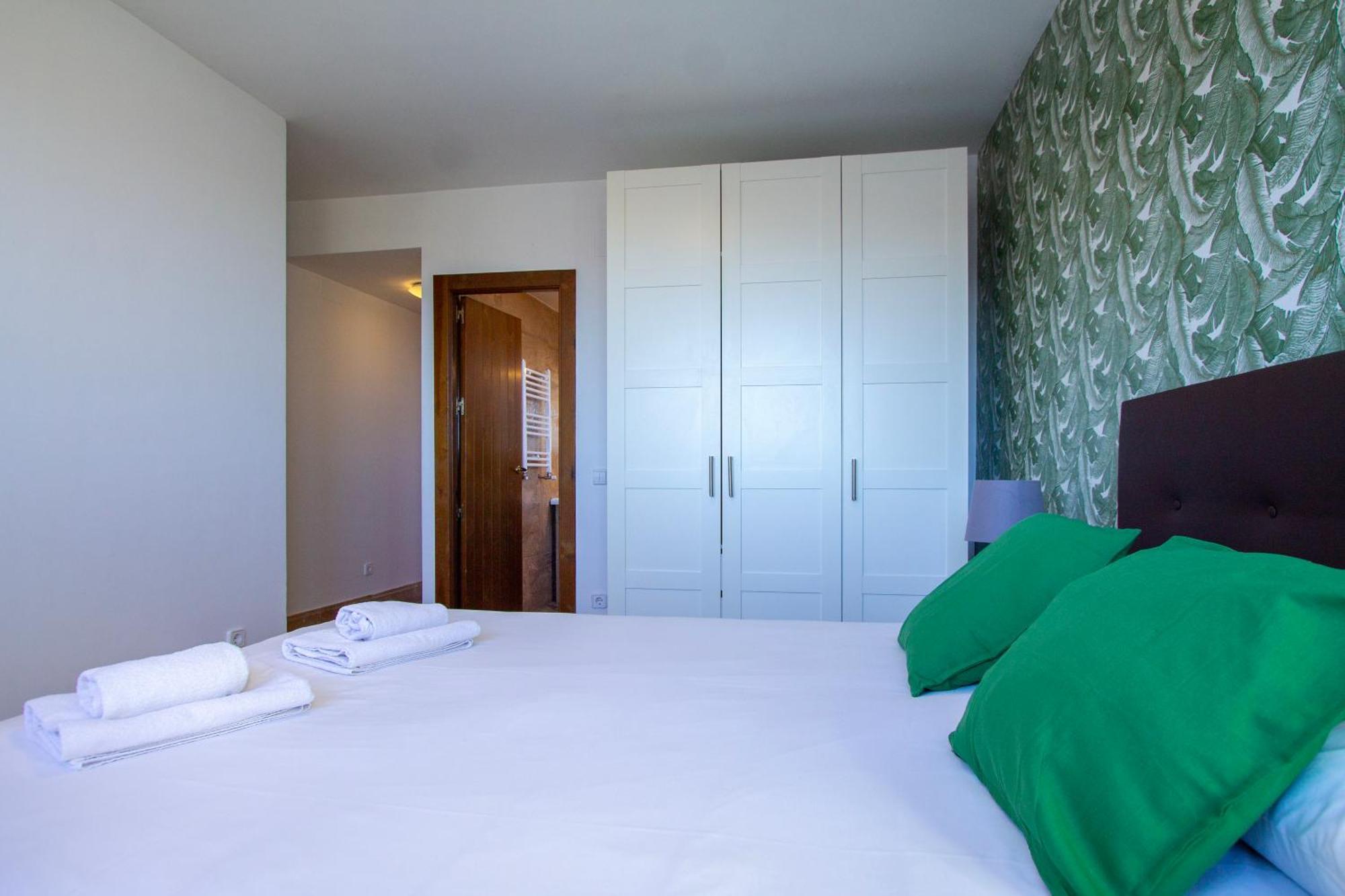 Apartamentos Villablino Arturo Soria Madrid Buitenkant foto