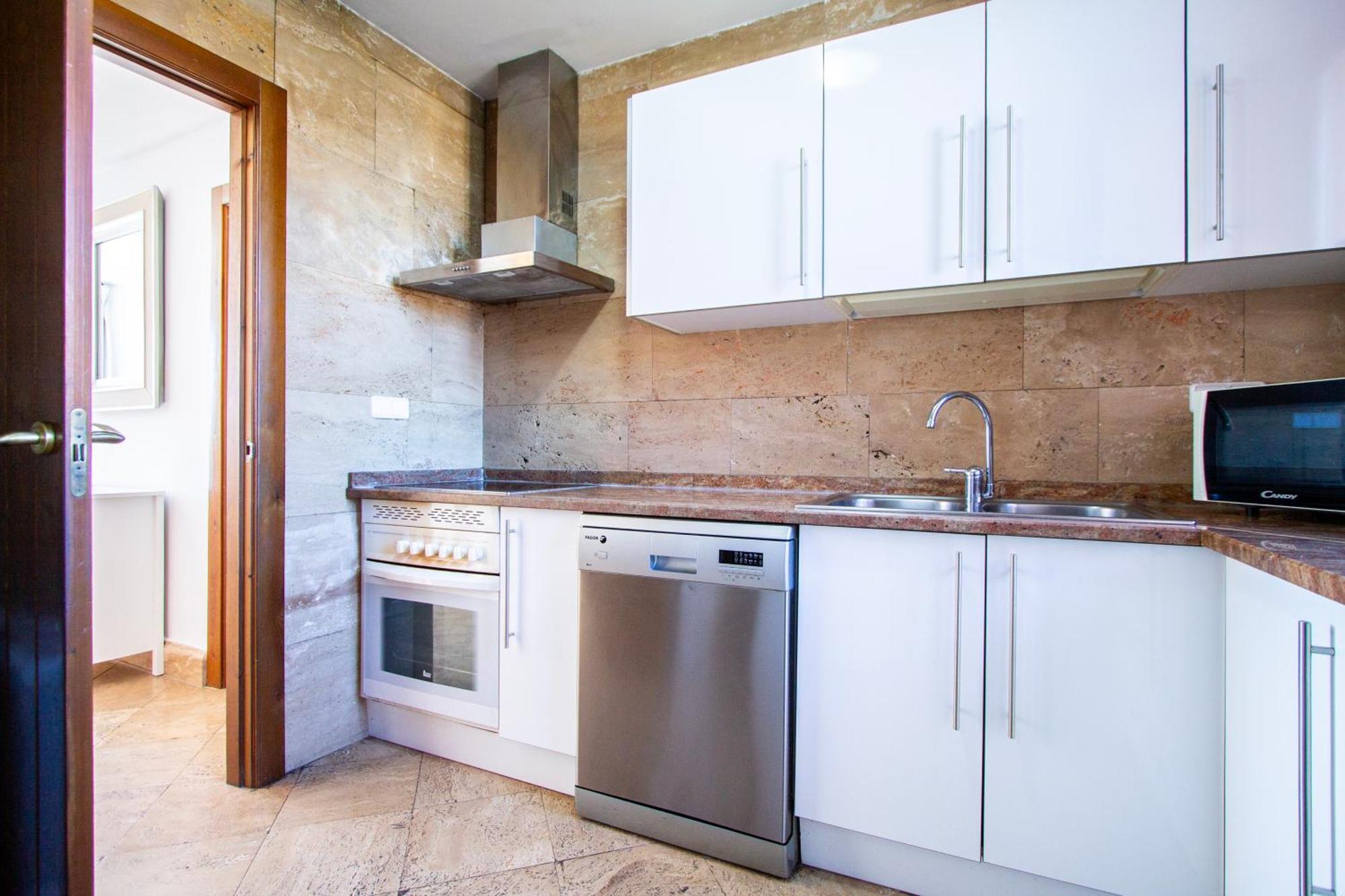 Apartamentos Villablino Arturo Soria Madrid Buitenkant foto