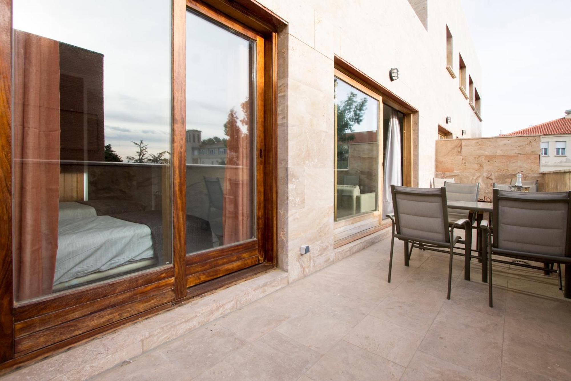 Apartamentos Villablino Arturo Soria Madrid Buitenkant foto
